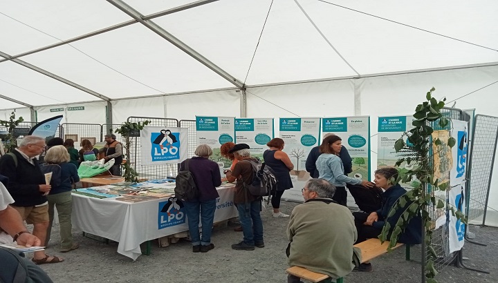 Stand LPO au festival nature d'Aulon