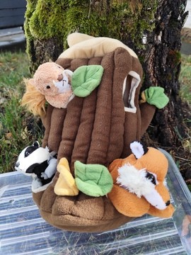 Peluche arbre à histoires