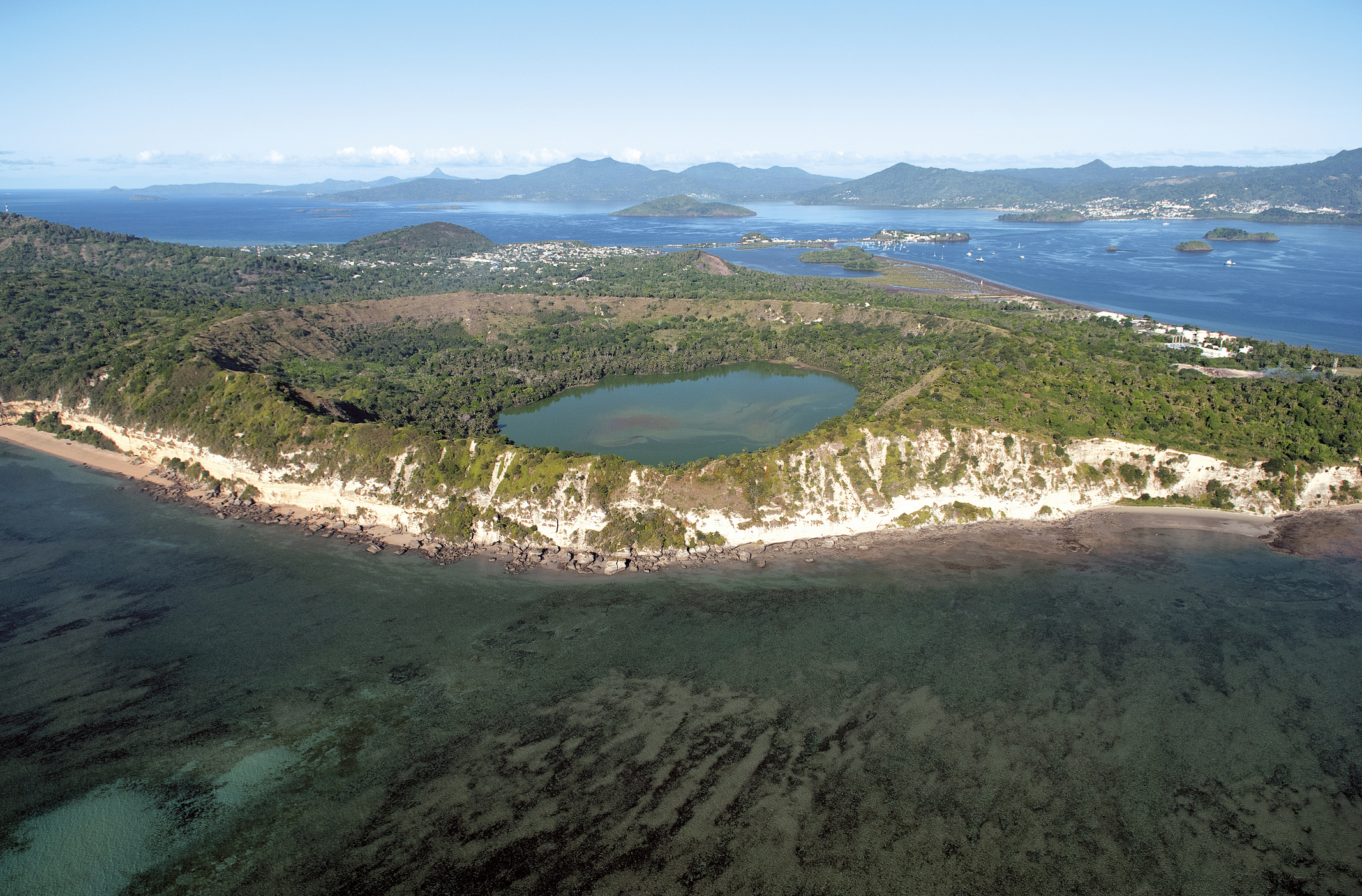 Reconstruire Mayotte, c’est aussi restaurer ses écosystèmes naturels