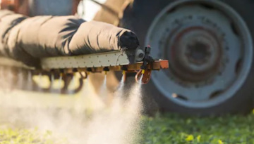 Retrait des chartes d’engagement des utilisateurs des pesticides !