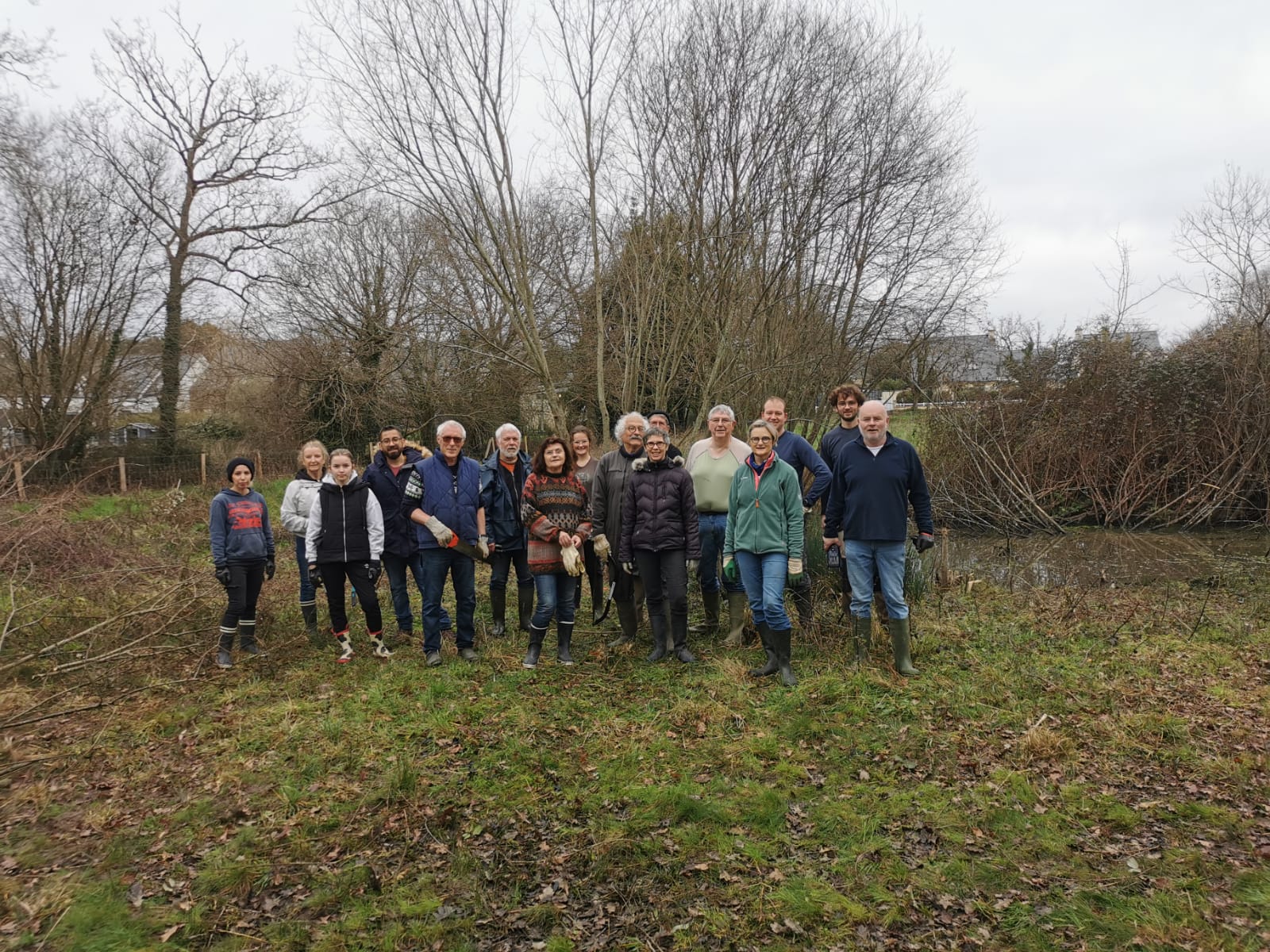 Chantier nature : une bonne ambiance à Surzur