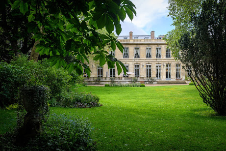 Hôtel de Roquelaure