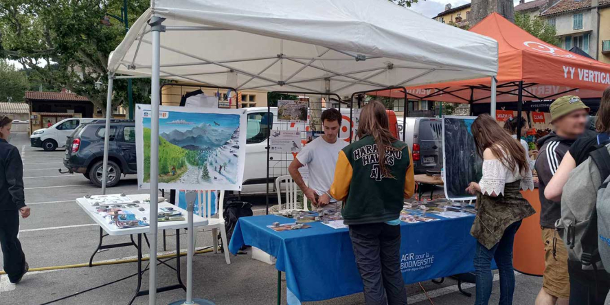 Premier stand Biodiv'sports à la fête de l’escalade Annot à bloc (04)