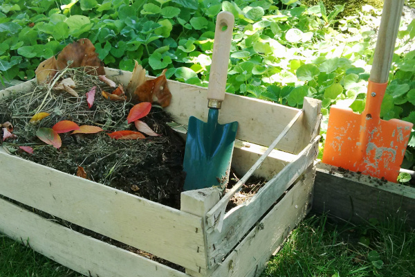 Utiliser du terreau produit localement dans son jardin réduit les émissions de CO2 © Nicolas Macaire