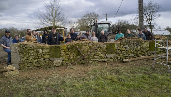 Chantier à la ferme des Loriots - Photo © Philippe Rocher