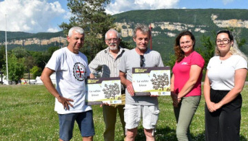 Remise des panneaux Refuges LPO collectivité